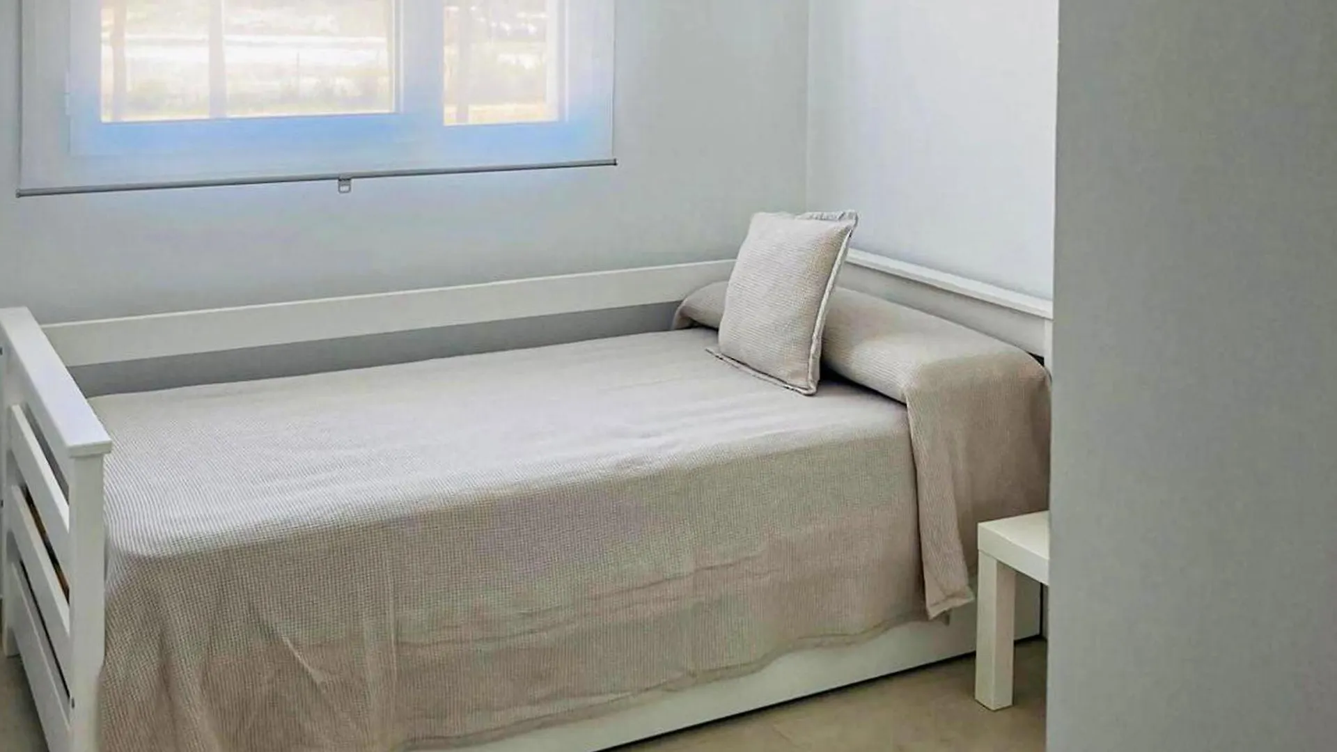Beautiful Apartment In Chipiona