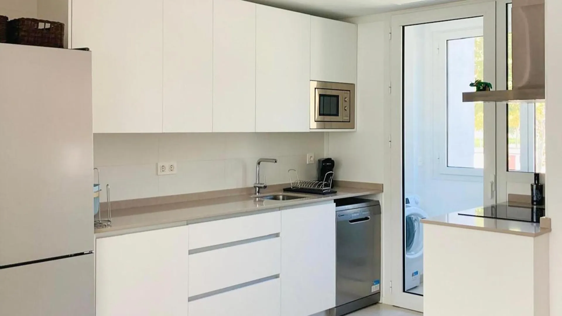 Beautiful Apartment In Chipiona
